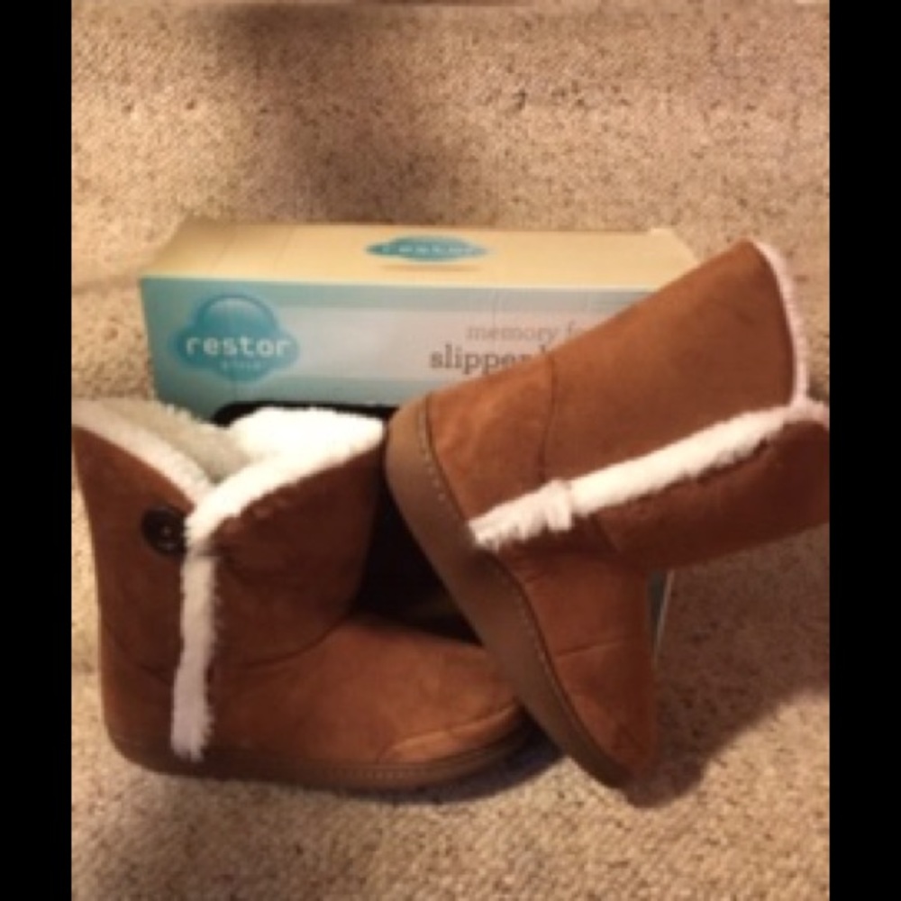 Restor Style Memory Form Slipper Boots - Picture 2 of 8